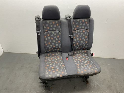 Sitz a63995012 - reihe),